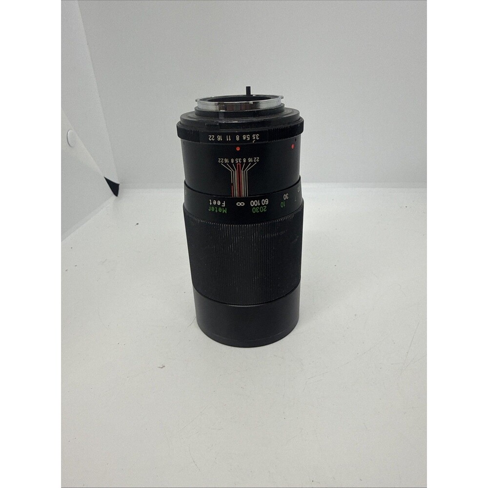 Vivitar Telephoto 200mm 1:3.5 Auto Telephoto Lens